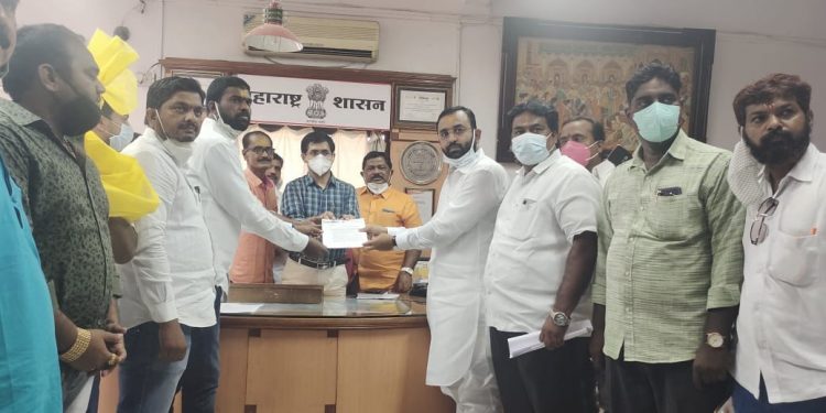 पंढरपुर शहरातील विविध प्रश्नांसंदर्भात भगीरथ भालके यांचे निवेदन