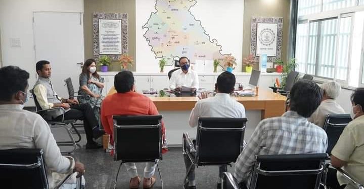 दुकानांच्या वेळा वाढवून द्या. व्यापाऱ्यांवरील अन्याय आता पुणे शहर भाजप सहन करणार नाही