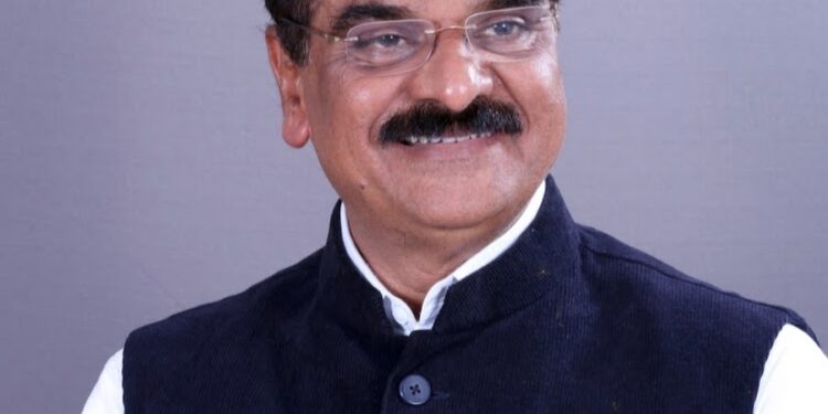 शिवसेनेचे होणारे नुकसान टाळण्यासाठी विजय शिवतारेही शिंदे गटात