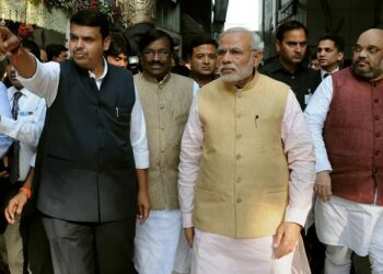 सत्ताबादलापूर्वी देवेंद्र फडणवीस रोज एकनाथ शिंदेंना भेटत होते?