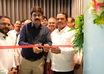 गुरूकृपा मल्टिपर्पज (मल्टिस्टेट) को -ऑपरेटीव्ह सोसायटी लि. पतसंस्थेचा शुभारंभ खासदार श्रीरंग बारणे यांच्या हस्ते संपन्न