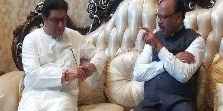 मनसेचे अध्यक्ष राज ठाकरे भाजपा प्रदेशाध्यक्ष बावनकुळे यांच्या घरी!