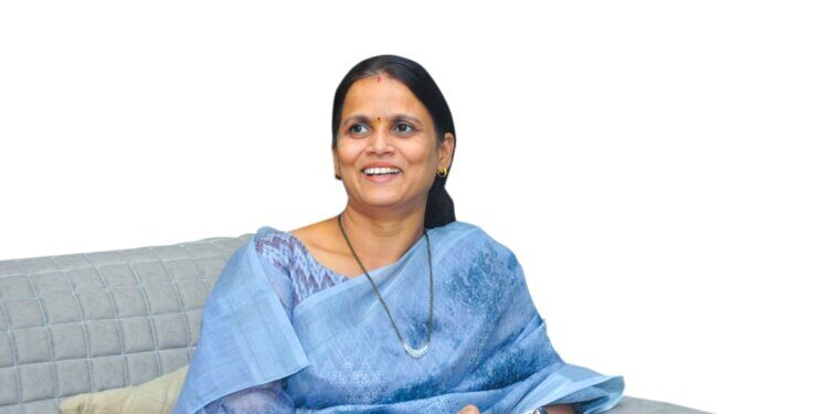 मोरगाव ग्रामपंचायत निवडणुकीच्या सरपंचपदाच्या तिरंगी लढतीत रोहिणी संदिप ढोले मारणार बाजी