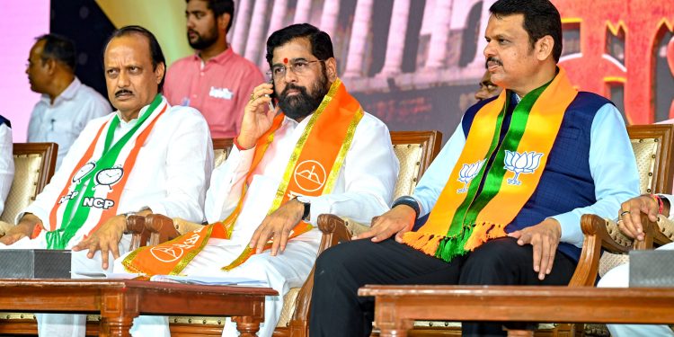 मुख्यमंत्री अन्‌ दोन्ही उपमुख्यमंत्री येणार महायुतीच्या उमेदवारांचा अर्ज भरायला!