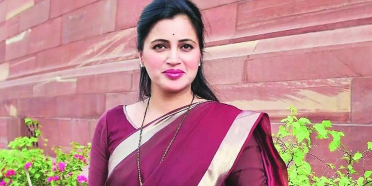 मोदींच्या हवेच्या फुग्यात कोणी राहू नका!