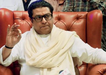 दक्षिण मुंबईत ठाकरे शिवसेनेचा उमेदवार रोखण्यासाठी भाजपची खेळी.