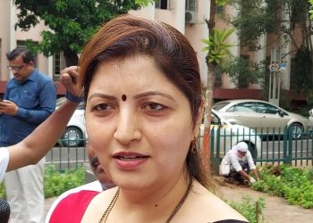 साहेबांच्या वक्तव्यामुळे सुनांचा सासुरवास वाढला!