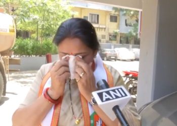 सुनेत्रा पवारांना झाले अश्रू अनावर!