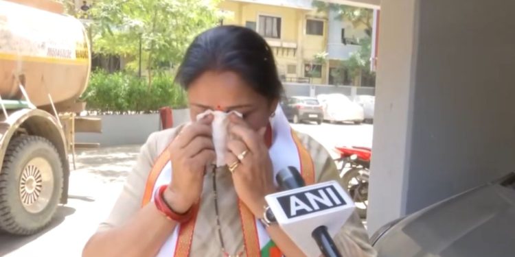 सुनेत्रा पवारांना झाले अश्रू अनावर!