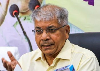 ‘वंचित’करतंय ठाकरे शिवसेनेला टार्गेट!