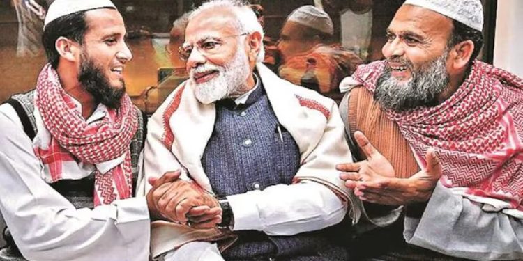 “मी मुस्लीम कुटुंबांत राहिलो आहे. मला अनेक मुस्लीम मित्र आहेत.”