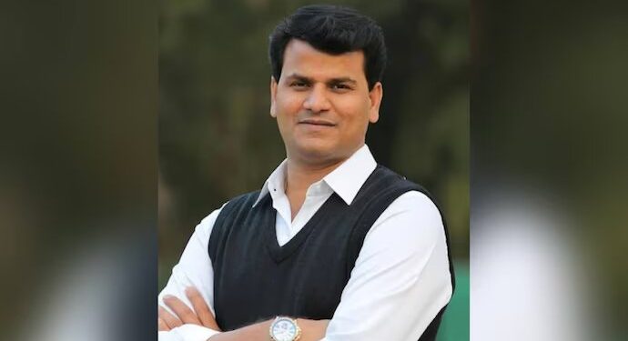 लाडकी बहीणचे पैसे काढून घेण्याचं वक्तव्य चेष्टेतही करु नका!