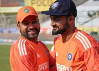 ‘मी रोहित शर्मासारखा कर्णधार पाहिला नाही. तो पुढे आला आणि…!’