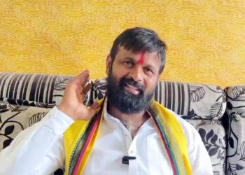 ओबीसी समाज लक्ष्मण हाकेंसाठी आक्रमक!