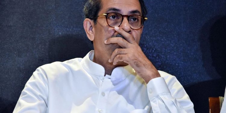 सपा-काँग्रेसशिवाय लढून शिवसेना ठाकरे गट मुस्लिम उमेदवार देणार!