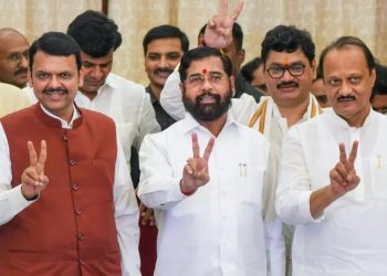 अजित पवार सकाळी, मी मध्यरात्रीपर्यंत आणि शिंदे…फडणविसांची माहिती!