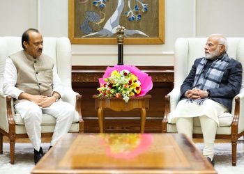 शपथविधीच्या पार्श्वभूमीवर अजित पवार मोदींच्या भेटीला!