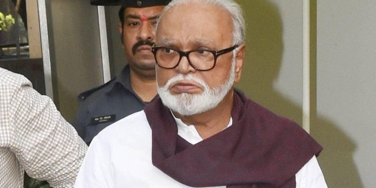 राष्ट्रवादीचे नेते छगन भुजबळ यांनी घेतली मुख्यमंत्री देवेंद्र फडणवीस यांची भेट!