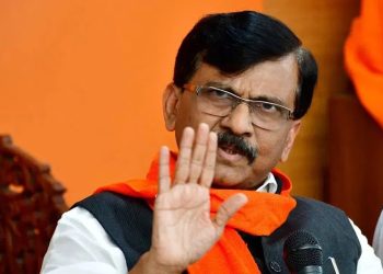 पुण्यात महापालिका निवडणुकीच्या तोंडावर ठाकरे गटात होणार राजकीय भूकंप?