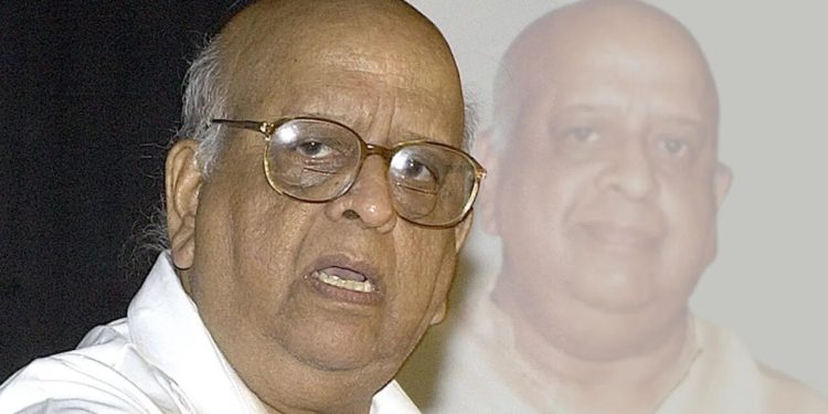 टी. एन्. सेशन यांच्यासारखा निवडणूक अधिकारी हवा!