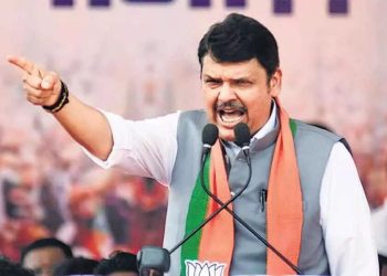 ‘लव्ह जिहाद’ मुळासकट उपटून काढणार – देवेंद्र फडणवीस!