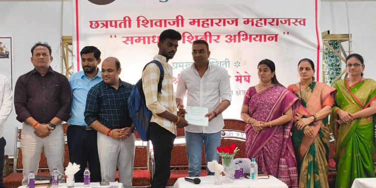 हिंगणा तालुक्यातील छत्रपती शिवाजी महाराज महाराजस्व समाधान शिबिरात 412 पारधी लाभार्थ्यांना महसूल दाखले वाटप!