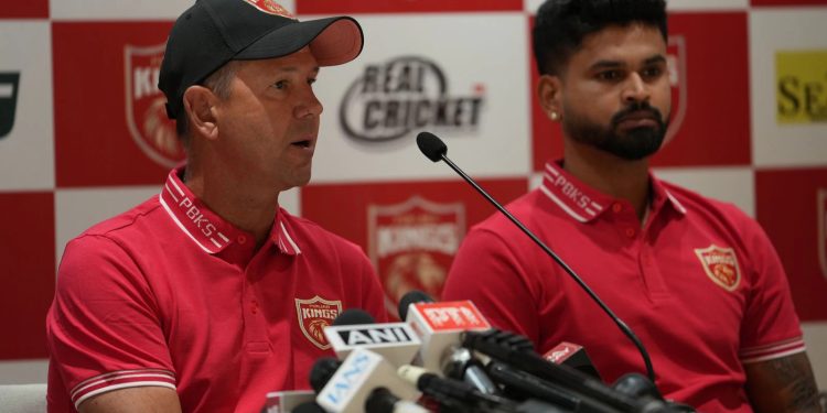 श्रेयस बाद होताच पॉन्टिंगचा उडाला भडका!