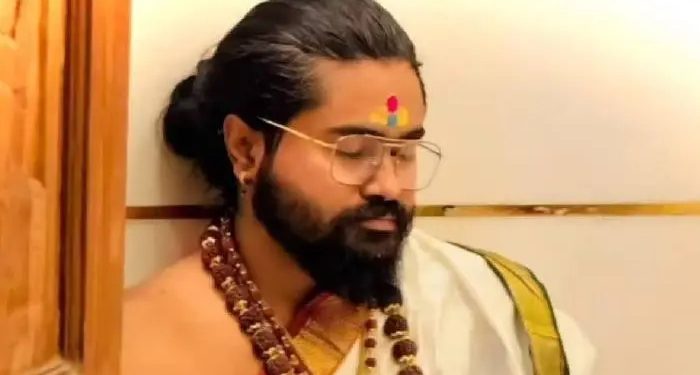 अश्लील चाळे करणारा पुण्याचा भोंदूबाबा!