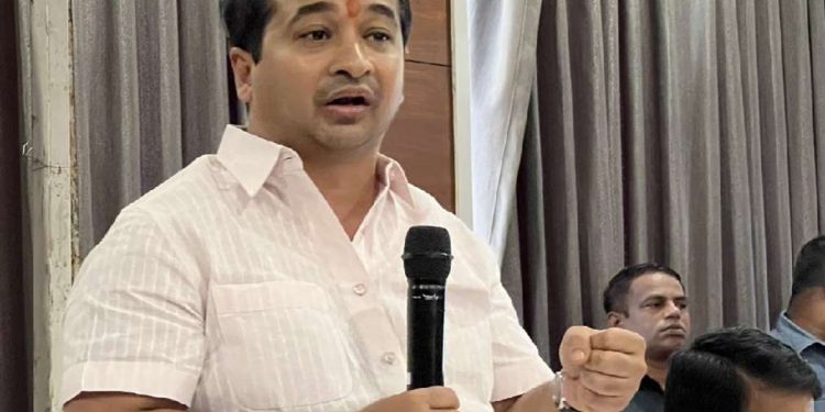 अफजल खान वाटतात उद्धव ठाकरे!