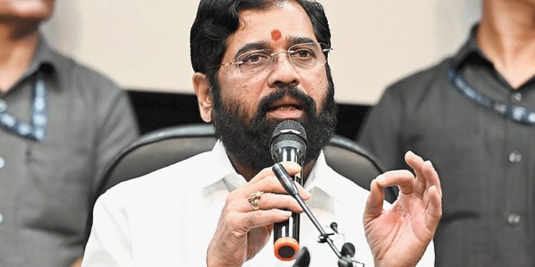 कल्याण-डोंबिवलीत राजकीय भूकंप! एकनाथ शिंदेंचा ठाकरे गटाला जोरदार धक्का!