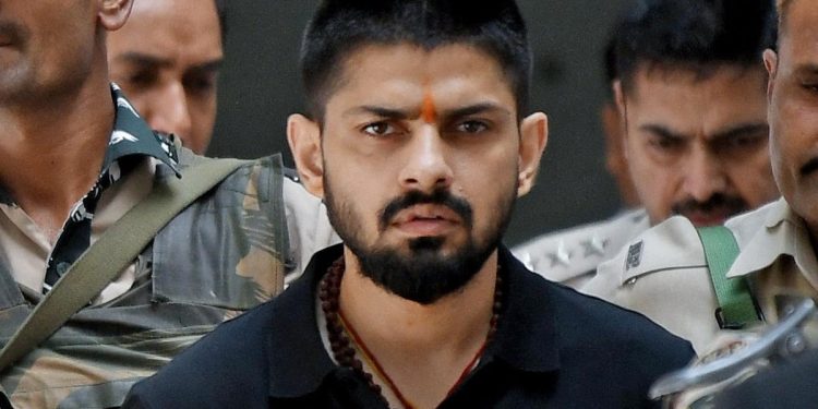 कपिल शर्माच्या कॅफेवर पुन्हा गोळीबार; सलमान खानसोबतच्या संबंधांमुळे निशाणा?