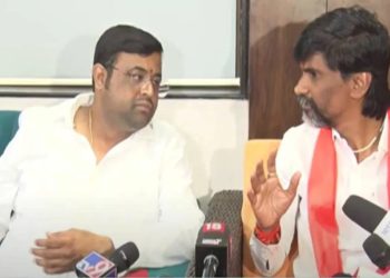 सरकारची जरांगेंचा मोर्चा थोपवण्याची धडपड! मुख्यमंत्र्यांचा खास प्रतिनिधी भेटीसाठी!