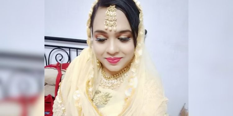 उच्चशिक्षित महिला! आठ पुरुषांसोबत लग्न!