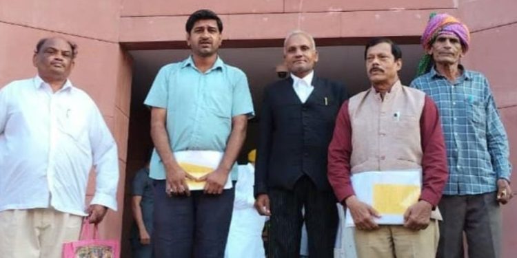 दौंड तालुक्यातील सहजपूरच्या उमेश म्हेत्रे यांची उपराष्ट्रपतीपदासाठी धाडसी उमेदवारी!