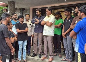 कृषी मंत्री दत्तात्रय भरणे यांची पुण्यातील विद्यार्थी वसतिगृहाला अचानक भेट!