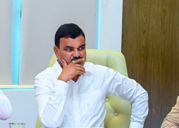 वाशिम जिल्ह्यातील नुकसानग्रस्त शेतकऱ्यांना १४५ कोटी ३५ लाख ४३ हजार रुपयांची मदत जाहीर!