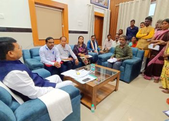 आदिवासी पारधी समाजाच्या गायरान जमीन मालकी हक्कासाठी बेमुदत उपोषण!