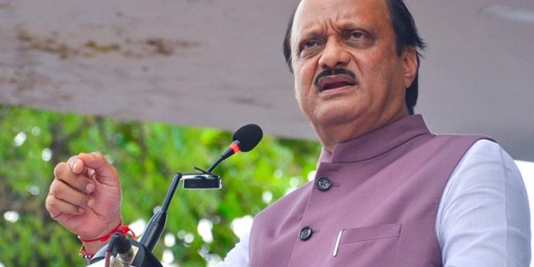 पुण्यात काँग्रेसला अजित दादांचा मोठा धक्का!