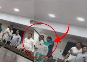 मुंबई एसटी बँकेत गोंधळाची परिसीमा! तूफान हाणामारी!