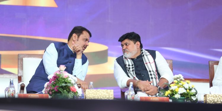 “फडणवीसांनी सांगितलं म्हणूनच उदय सामंत शिंदेंसोबत गेले!