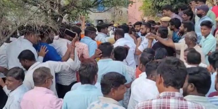 आष्टा येथे रात्रीत मतदानाचा टक्का वाढला?